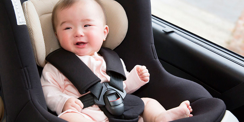 Make-Travelling-With-Your-Baby-A-Breeze