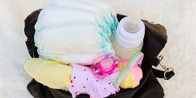 What-Every-Diaper-Bag-Needs-to-Have